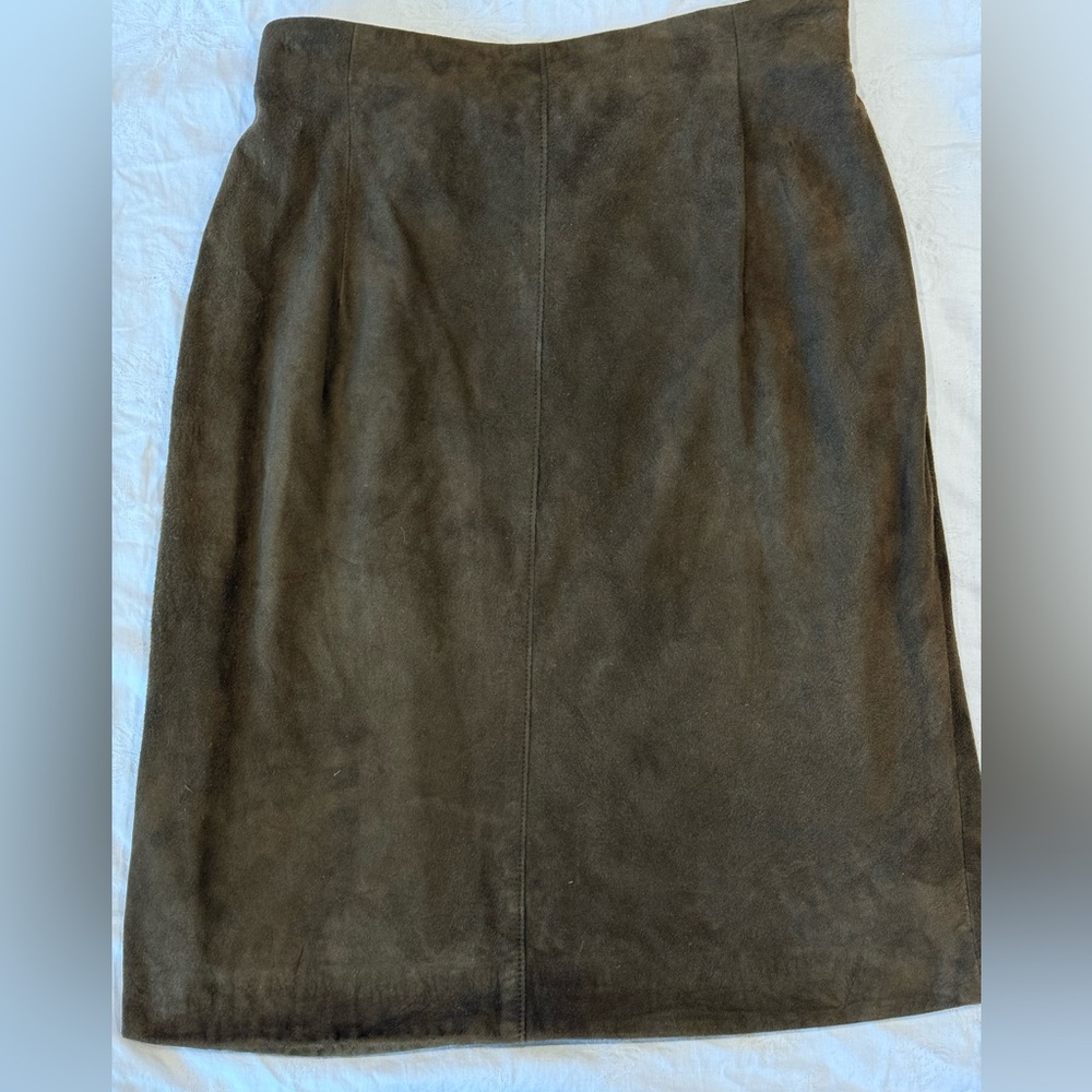 Vintage Burberry Lamb’s Suede A-Line Knee-length Vintage Skirt Small